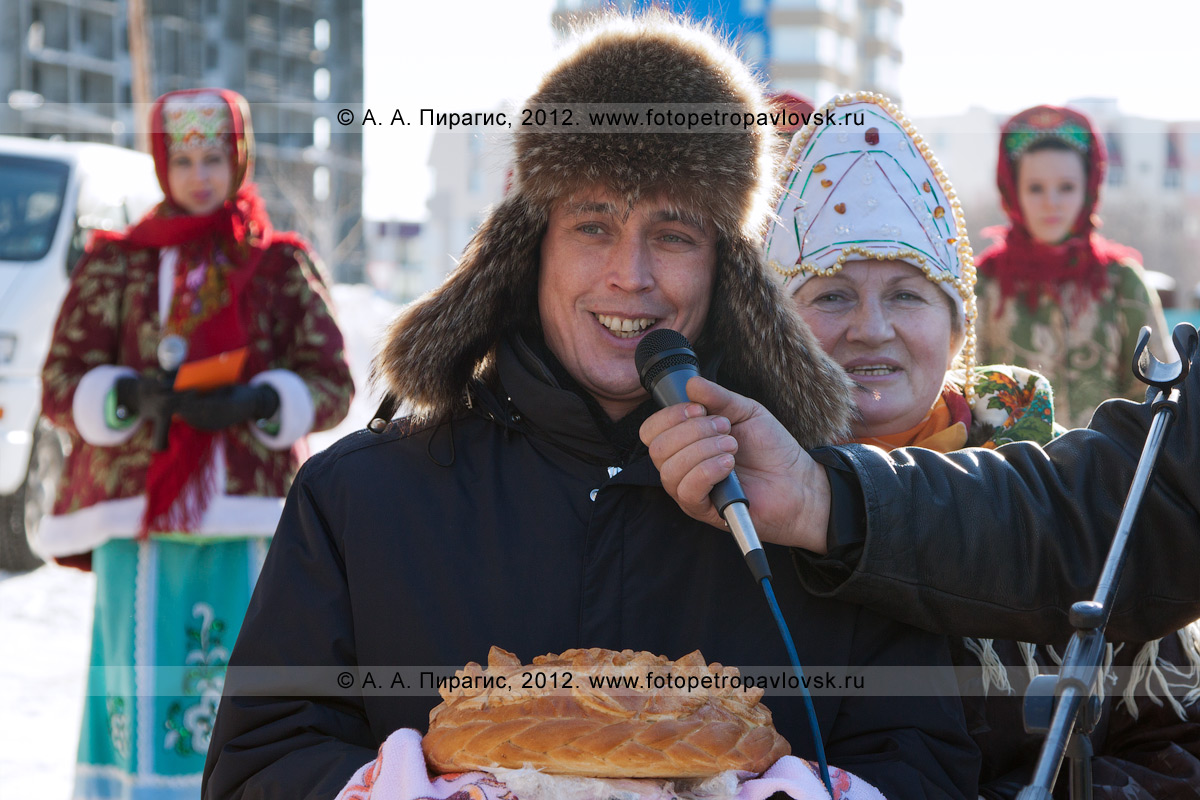 Камчатка фото: Праздник для новоселов микрорайона Северо-Восток ( Петропавловск-Камчатский) - Фоторепортаж, новости полуострова Камчатка -  Петропавловск-Камчатский, Камчатка фотография